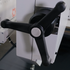 S 650 DI: Semi-Automatic Band Saw with Variable Speed Inverter (18" Round Tube Capacity)