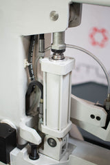 S 420 DI: Semi-Automatic Band Saw with Variable Speed Inverter (15-5/8" Round Tube Capacity)